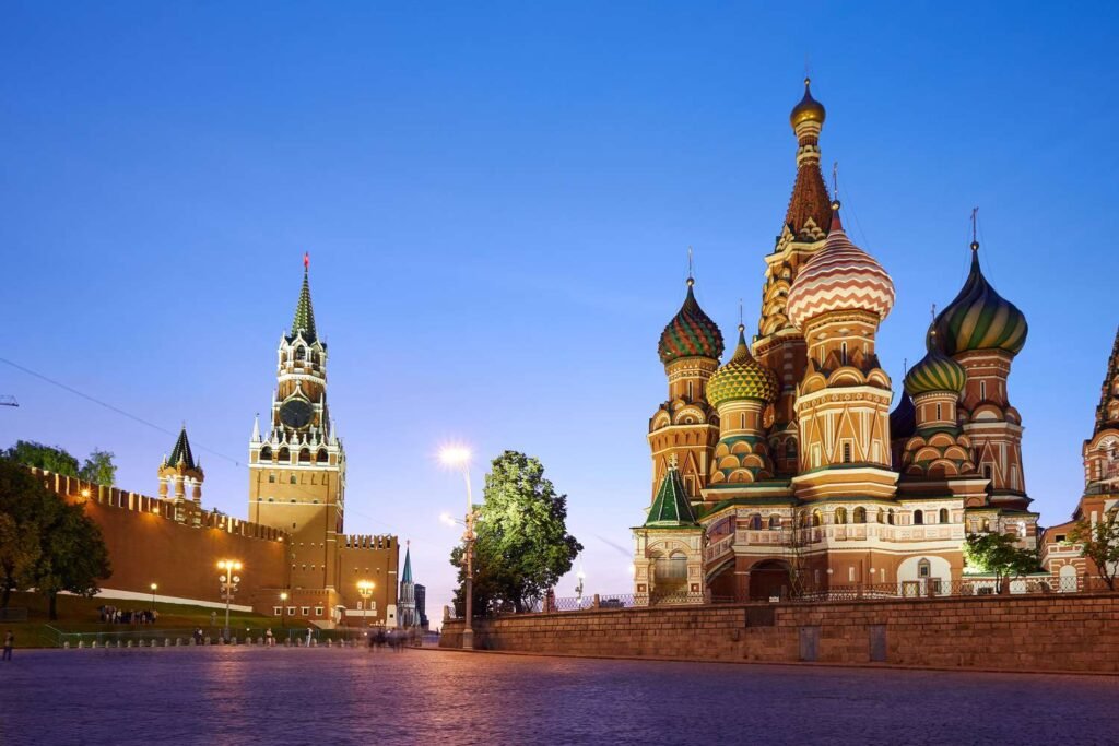 red-square-in-moscow-at-sunset